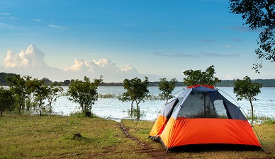 How to deal with camping tents in winter to keep warm
