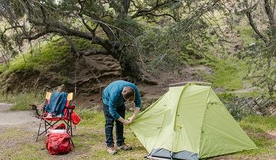 What should you do if these situations happen during outdoor travel?